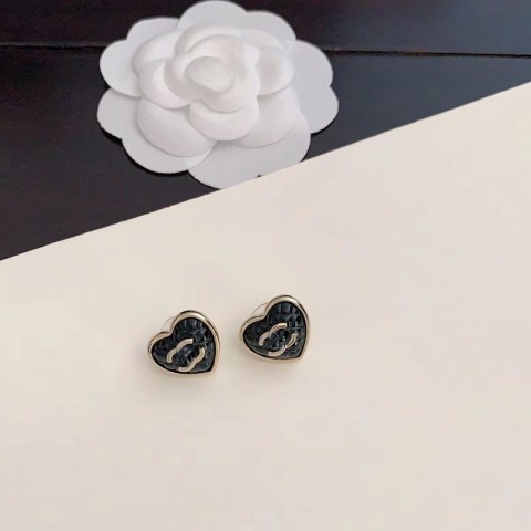 18K Gold Plated C-Letter Stud Earrings for Women with Crystal Hearts
