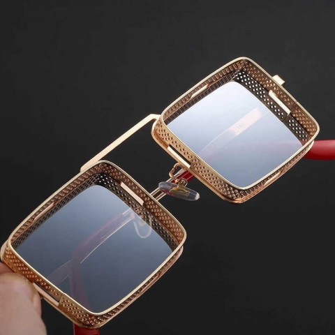 Steampunk Metal Hollow Out Sunglasses - Trendy Square Sun Shades for Men & Women