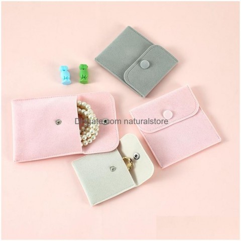 Luxury Velvet Jewelry Pouches 10x10cm for Women's Necklaces, Bracelets & Accessories