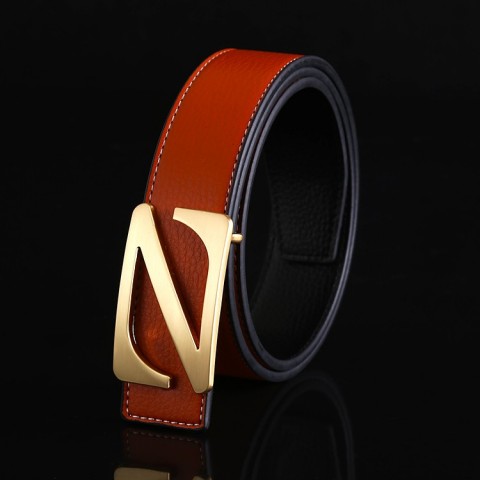 High-Quality Leather Designer Belts for Men and Women with Personalized Buckles