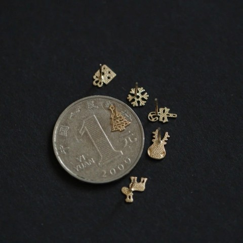 GOLDtutu Christmas Collection 9K Gold Earrings - Charm Style Red Nose Snowflake