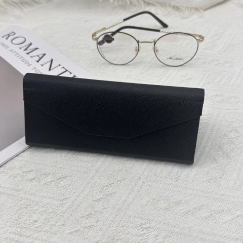 Folding Ultra-Light Black Glasses Case for Myopia Eyewear