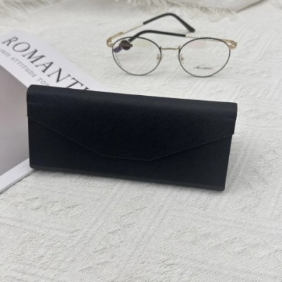 Folding Ultra-Light Black Glasses Case for Myopia Eyewear