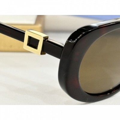 Avant-Garde Full Frame Sunglasses for Men and Women - Lightweight UV400 Protection
