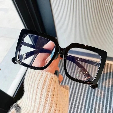 XGNVPY Women's Trendy Anti-Blue Light Big Square Sunglasses