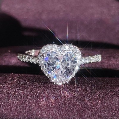 Luxury Minimalist Heart Diamond Ring for Women in Silver Plated Brass