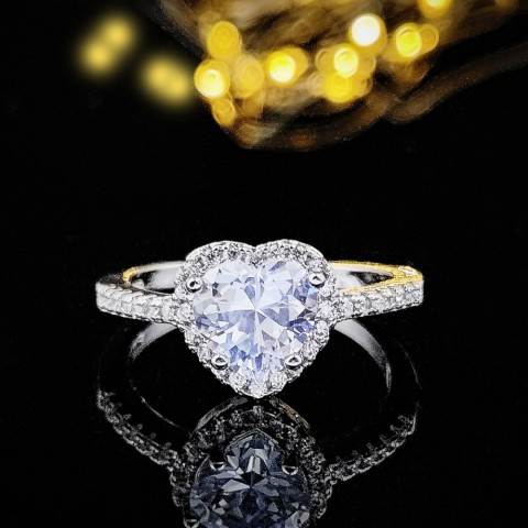 Luxury Minimalist Heart Diamond Ring for Women in Silver Plated Brass
