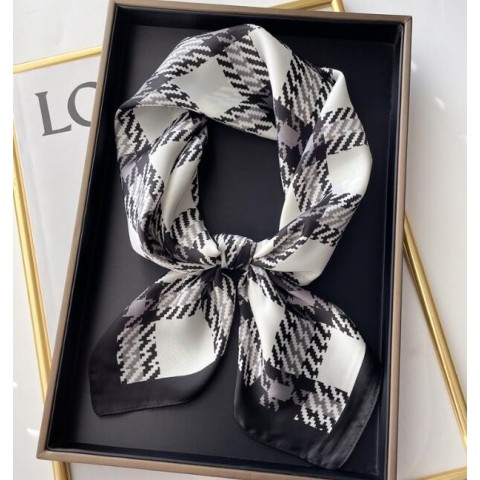 Fashionable Women's 70cm Designer Floral Print Silk Scarves
