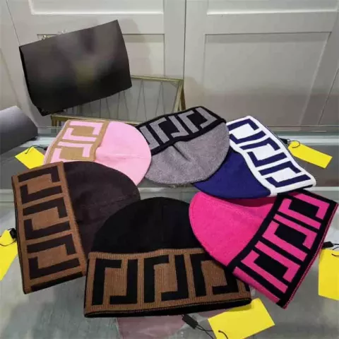 Luxury Unisex Knitted Beanie Hats with Letter Design