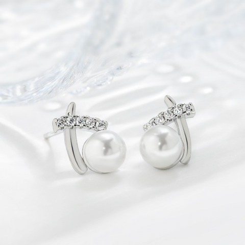 2025 Luxury White Pearl Stud Earrings for Women