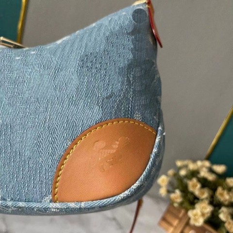 Lengge Luxury Handbag - Trendy Leather Shoulder Bag for Women