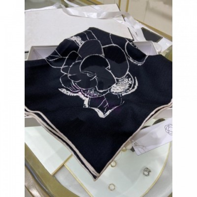 CH25 Luxury Women's Cashmere Silk Scarf, Square Shawl, 140x140cm, Satin Hijab, Fashionable Wraps