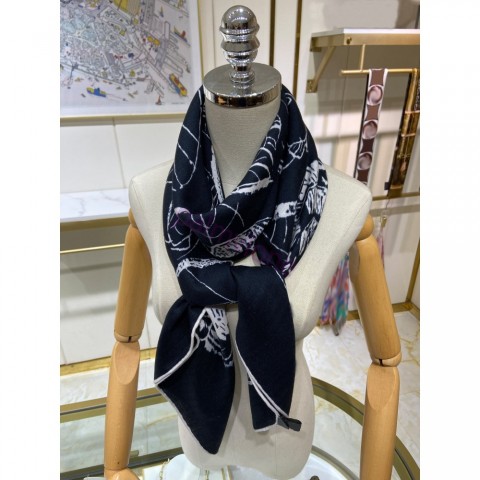 CH25 Luxury Women's Cashmere Silk Scarf, Square Shawl, 140x140cm, Satin Hijab, Fashionable Wraps