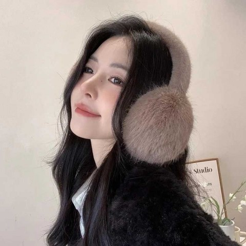 Winter Women's Plush Foldable Earmuffs for Cold Protection