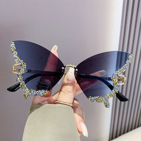 Butterfly Shape UV Protection Sunglasses for Women - 2024 Trendy Retro Style
