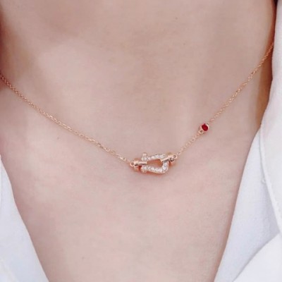 Designer Frends High End Rose Gold Horseshoe Pendant Necklace for Couples