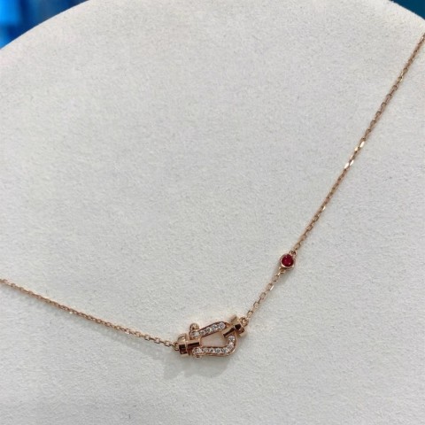 Designer Frends High End Rose Gold Horseshoe Pendant Necklace for Couples