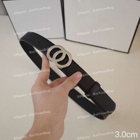 Luxury Vintage Letter Buckle Leather Belt for Unisex