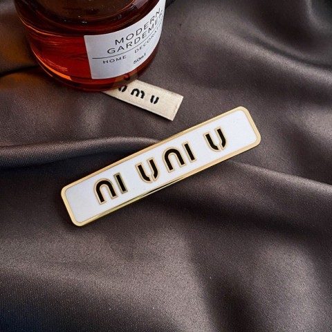 Barrettes Hair Clips for Women - New Luxury Letter Design with Alloy Clips
