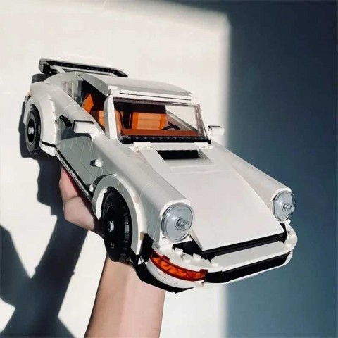 Technical Retro Car Building Block Set - 1458 Pieces, 2-in-1 Racing Model for Adults & Teens