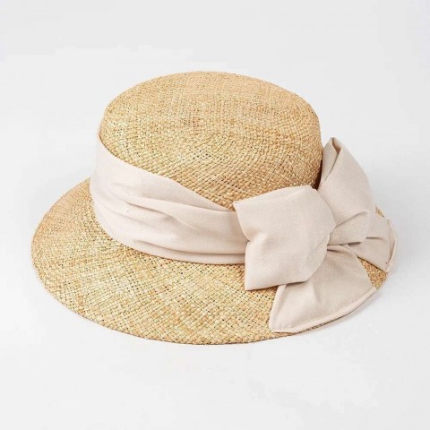 Elegant Summer Straw Hat with Wide Brim and Big Bow for Women