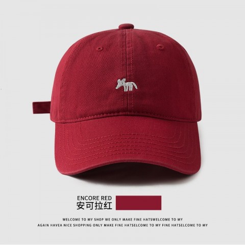 Designers Embroidered Little Fox Ball Cap 2024 New Mens and Womens Wide Brim Sun Hat