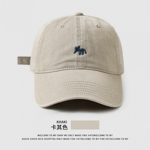Designers Embroidered Little Fox Ball Cap 2024 New Mens and Womens Wide Brim Sun Hat
