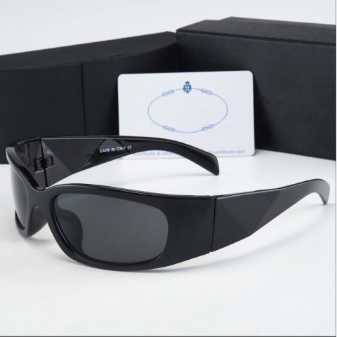 211 Fashion Classic Triangular Sunglasses, UV400 Protection, 7 Colors for Men Women