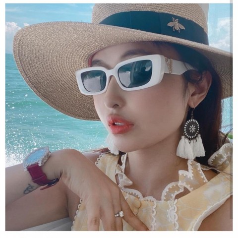 Luxury Retro Small Square UV400 Polarized Sunglasses for Men and Women
