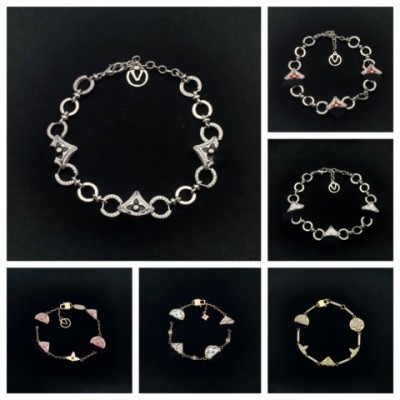 Elegant 18K Gold Plated Charm Bracelet for Women with Agate and Shell