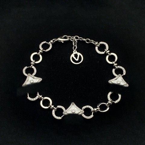 Elegant 18K Gold Plated Charm Bracelet for Women with Agate and Shell