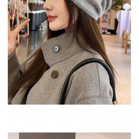 R76 Winter Warmth Hip-Hop Striped Beanie Hat for Women