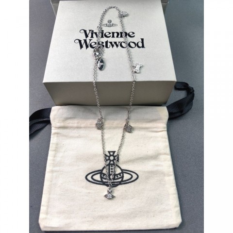 Vivien Westwood Inspired Luxury Diamond-Style Star Pendant Necklace