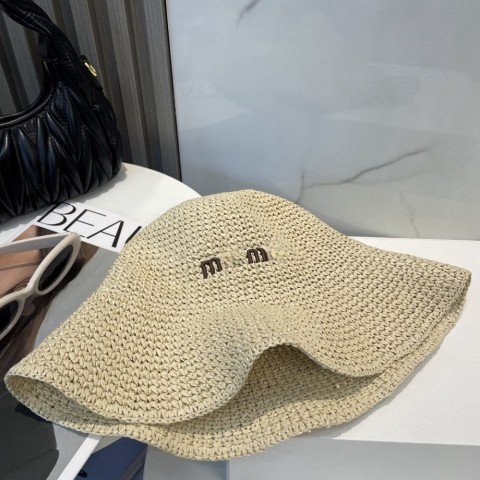 Designers' Stylish Wide Brim Bucket Hat for Women - Sun Protection & Beach Wear