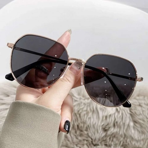 Retro Metal Designer Polarized Sunglasses UV400 Unisex Fashion Goggle