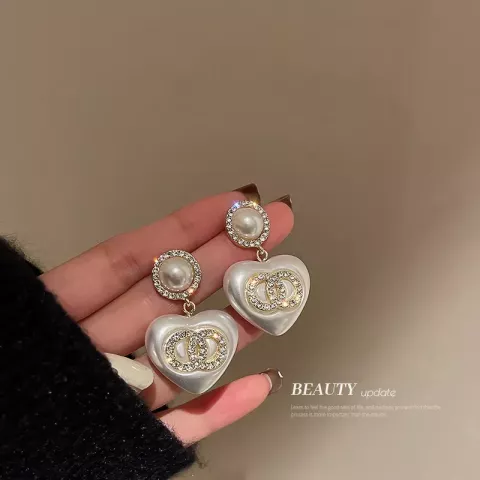 Luxury Gothic Stud Earrings with White Pearl & 14K Gold Plating for Women