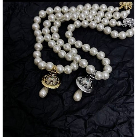 Vivienmes Preppy Style Three-Dimensional Pearl Necklace for Women in Gold Silver