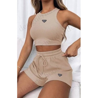 Chic Women's Sports Tracksuits 2 Piece Gym Suit Set for Fitness
