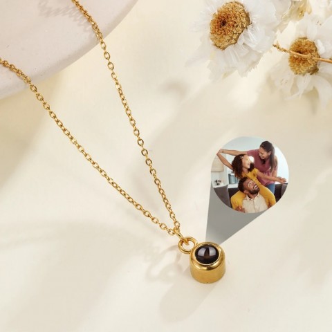 Customized Projection Necklaces for Women & Men - Personalized Photo Pendant Jewelry for Valentine's Day Gifts