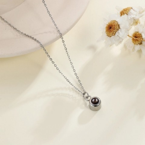 Customized Projection Necklaces for Women & Men - Personalized Photo Pendant Jewelry for Valentine's Day Gifts