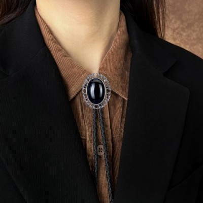Western Cowboy Leather Bolo Tie, Unisex Retro Necklace Jewelry