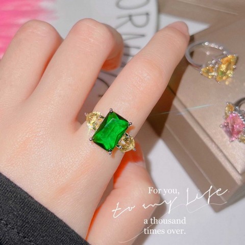 Zhenrong Women's Band Ring with Pink Diamond and Sea Blue Emerald
