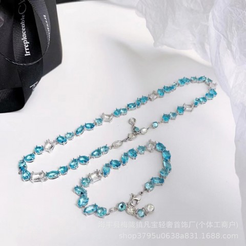 Designer Pendant Necklace with Austrian Crystal, Silver Plated Alloy, Preppy Style