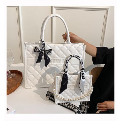 2025 Vintage Designer Shoulder Bag - Lightweight & Water Resistant Tote for Women in White & Black