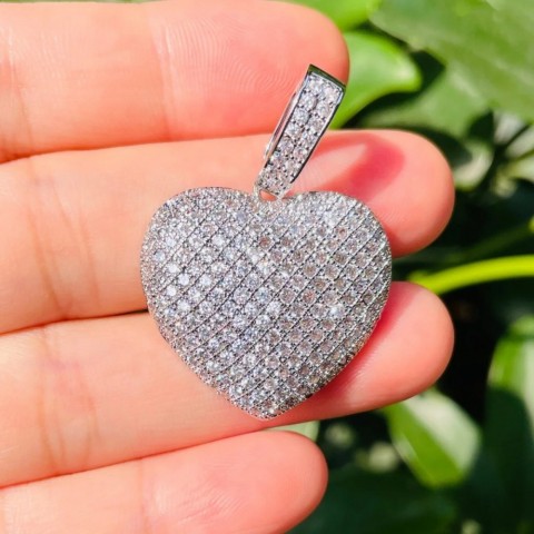Exquisite 5-Piece Zirconia Heart Charm Pendants for Women's Jewelry Making