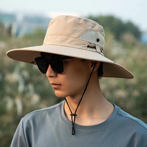 Beret Bucket Hat for Men - Wide Brim Sun Protection & Breathable Design