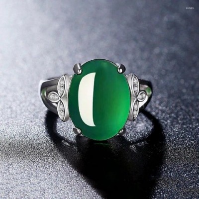 Charming Adjustable Natural Green Chalcedony Cluster Ring for Women