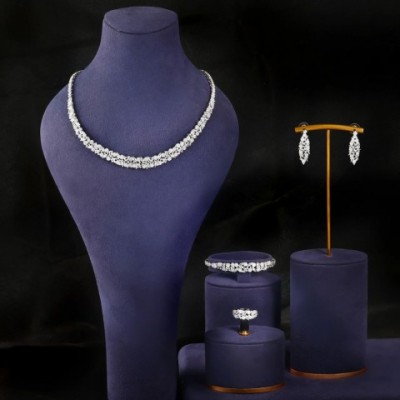 Luxury 4-Piece Women's Wedding Jewelry Set with Cubic Zirconia for Special Occasions Dubai Saudi Arabia