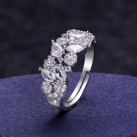 Luxury 4-Piece Women's Wedding Jewelry Set with Cubic Zirconia for Special Occasions Dubai Saudi Arabia