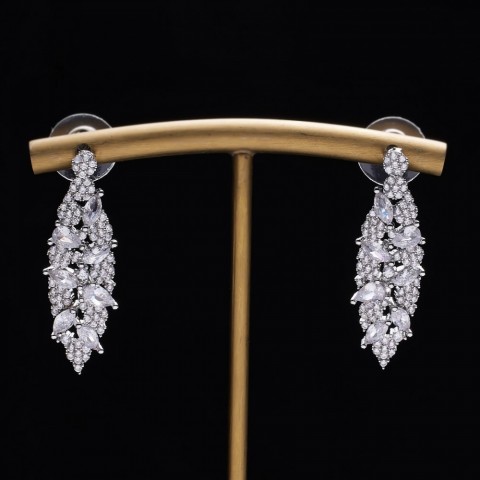 Luxury 4-Piece Women's Wedding Jewelry Set with Cubic Zirconia for Special Occasions Dubai Saudi Arabia